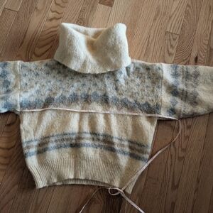 Iceland wool sweater crop xs
